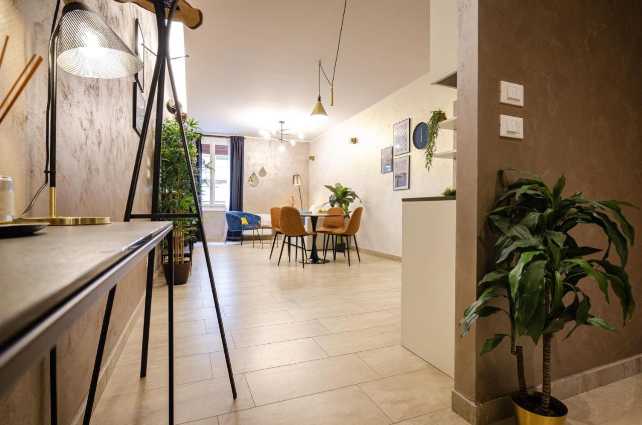 Goito Luxury Apartment, In The Historical Center بولونيا المظهر الخارجي الصورة