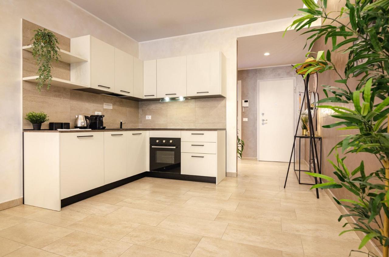 Goito Luxury Apartment, In The Historical Center بولونيا المظهر الخارجي الصورة