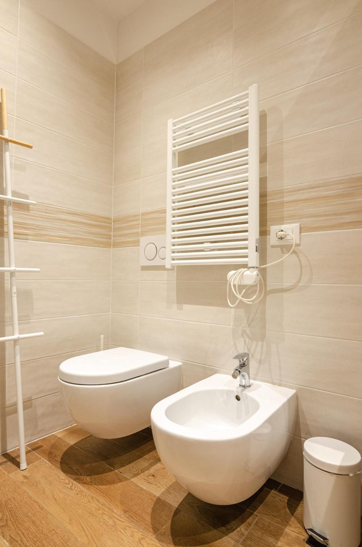 Goito Luxury Apartment, In The Historical Center بولونيا المظهر الخارجي الصورة